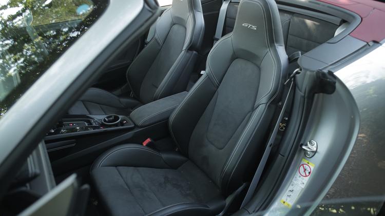 PORSCHE 911 [992] CARRERA CABRIOLET GTS 2dr PDK